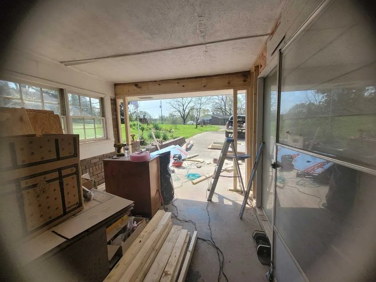 Air movers and dehumidifier for Drying & Dehumidification in Willington